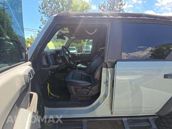 2022 Ford Bronco Black Diamond - miniatura 6