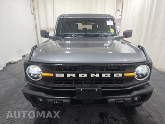 2022 Ford Bronco Black Diamond - miniatura 2