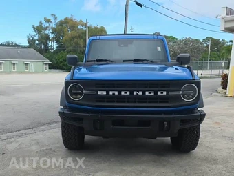 2022 Ford Bronco Black Diamond - miniatura 2