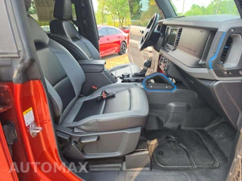 2022 Ford Bronco Black Diamond - miniatura 15