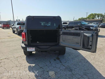 2022 Ford Bronco Black Diamond - miniatura 11
