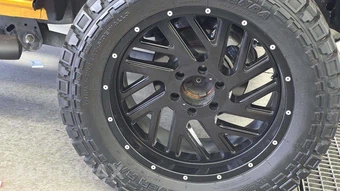 2022 Ford Bronco Black Diamond - miniatura 22