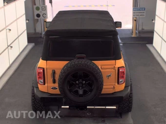 2022 Ford Bronco Black Diamond - miniatura 5