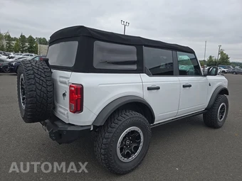 2022 Ford Bronco Black Diamond - miniatura 4