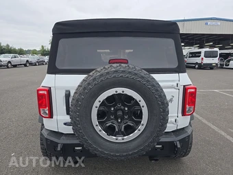 2022 Ford Bronco Black Diamond - miniatura 5