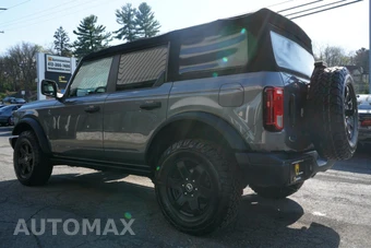 2022 Ford Bronco Black Diamond Advanced - miniatura 10