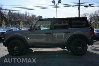 2022 Ford Bronco Black Diamond Advanced - miniatura 11