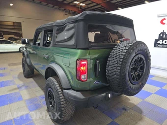 2022 Ford Bronco Black Diamond Advanced - miniatura 2