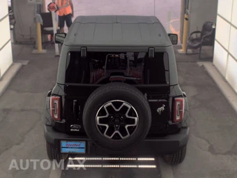 2022 Ford Bronco Outer Banks - miniatura 5