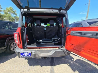 2022 Ford Bronco Outer Banks - miniatura 14