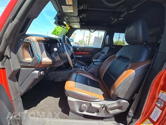 2022 Ford Bronco Outer Banks - miniatura 6