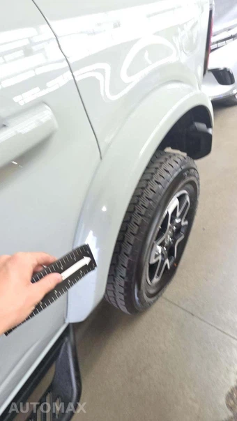 2022 Ford Bronco Outer Banks - miniatura 22