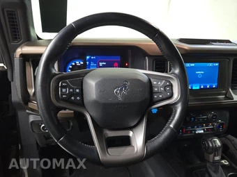 2022 Ford Bronco Outer Banks - miniatura 10