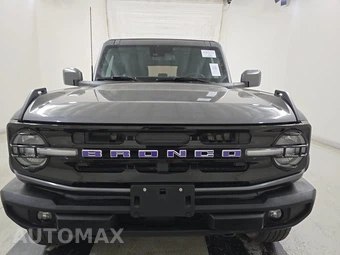 2022 Ford Bronco Outer Banks - miniatura 2