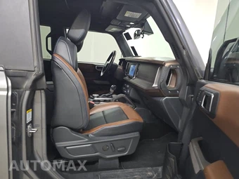 2022 Ford Bronco Outer Banks - miniatura 8
