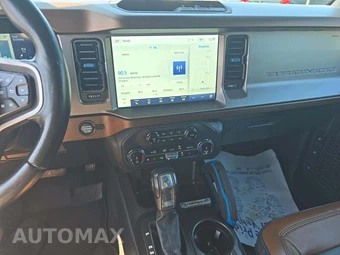 2022 Ford Bronco Outer Banks - miniatura 7