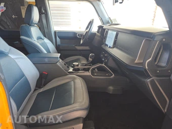 2022 Ford Bronco Outer Banks - miniatura 8