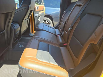 2022 Ford Bronco Outer Banks - miniatura 9