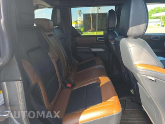 2022 Ford Bronco Outer Banks - miniatura 13