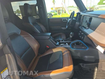 2022 Ford Bronco Outer Banks - miniatura 15