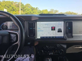 2022 Ford Bronco Outer Banks - miniatura 7