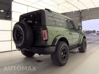 2022 Ford Bronco Outer Banks Advanced - miniatura 4