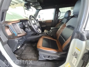 2022 Ford Bronco Outer Banks Advanced - miniatura 7