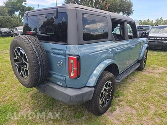 2022 Ford Bronco Outer Banks Advanced - miniatura 3