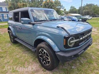 2022 Ford Bronco Outer Banks Advanced - miniatura 4