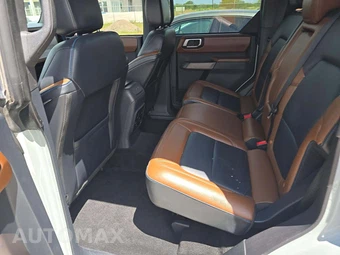 2022 Ford Bronco Outer Banks Advanced - miniatura 13