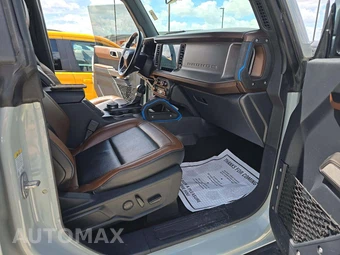 2022 Ford Bronco Outer Banks Advanced - miniatura 18