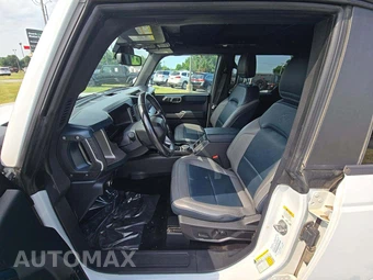 2022 Ford Bronco Outer Banks Advanced - miniatura 3