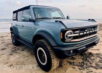 2022 Ford Bronco Outer Banks Advanced - miniatura 2