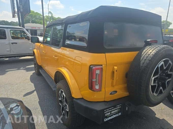 2022 Ford Bronco Outer Banks Advanced - miniatura 2