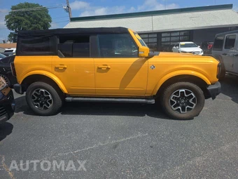2022 Ford Bronco Outer Banks Advanced - miniatura 4