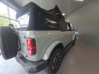 2022 Ford Bronco Outer Banks Advanced - miniatura 3