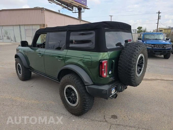 2022 Ford Bronco Outer Banks Advanced - miniatura 2