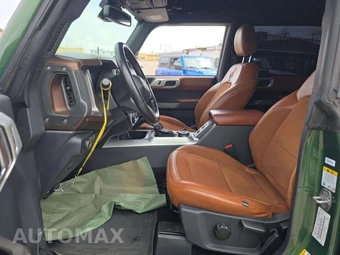 2022 Ford Bronco Outer Banks Advanced - miniatura 6