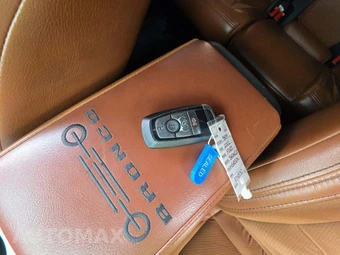 2022 Ford Bronco Outer Banks Advanced - miniatura 8