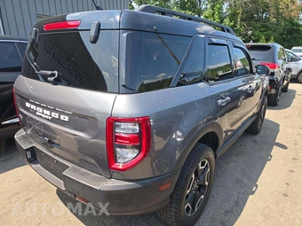 2022 Ford Bronco Sport Outer Banks - miniatura 3
