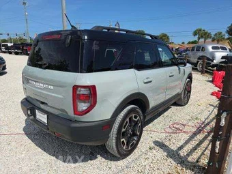 2022 Ford Bronco Sport Outer Banks - miniatura 3