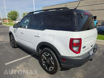 2022 Ford Bronco Sport Outer Banks - miniatura 2