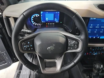2022 Ford Bronco Wildtrak Advanced - miniatura 10