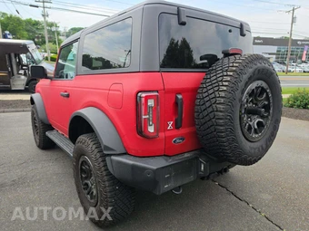 2022 Ford Bronco Wildtrak Advanced - miniatura 2