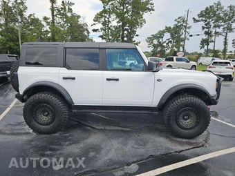 2022 Ford Bronco Wildtrak Advanced - miniatura 4