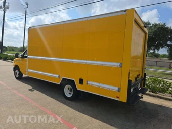 2022 Ford E-350 Cutaway DRW - miniatura 2