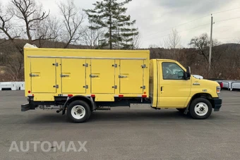 2022 Ford E-450 Cutaway DRW - miniatura 2