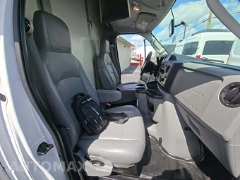 2022 Ford E-450 Cutaway DRW - miniatura 15