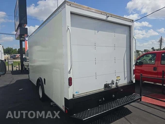 2022 Ford E-450 Cutaway DRW - miniatura 2