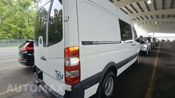 2022 Ford E-Transit Base - miniatura 17